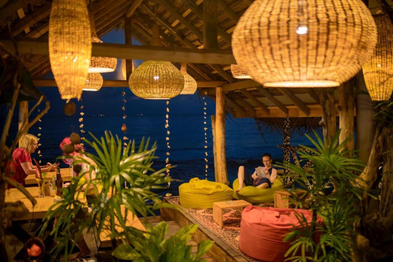 Backpack Beach Hostel & Reggae Bar Bussa Exterior foto