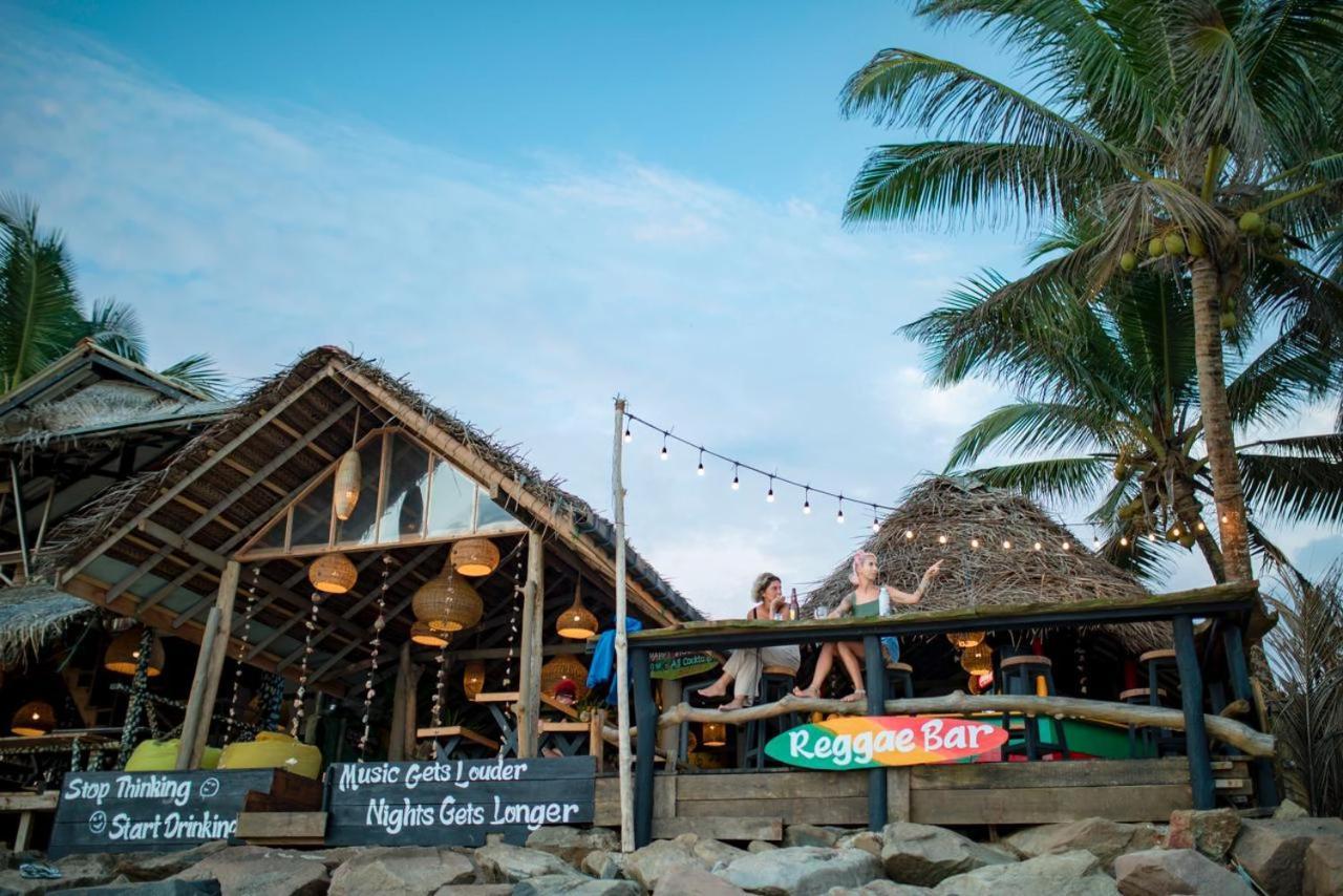 Backpack Beach Hostel & Reggae Bar Bussa Exterior foto