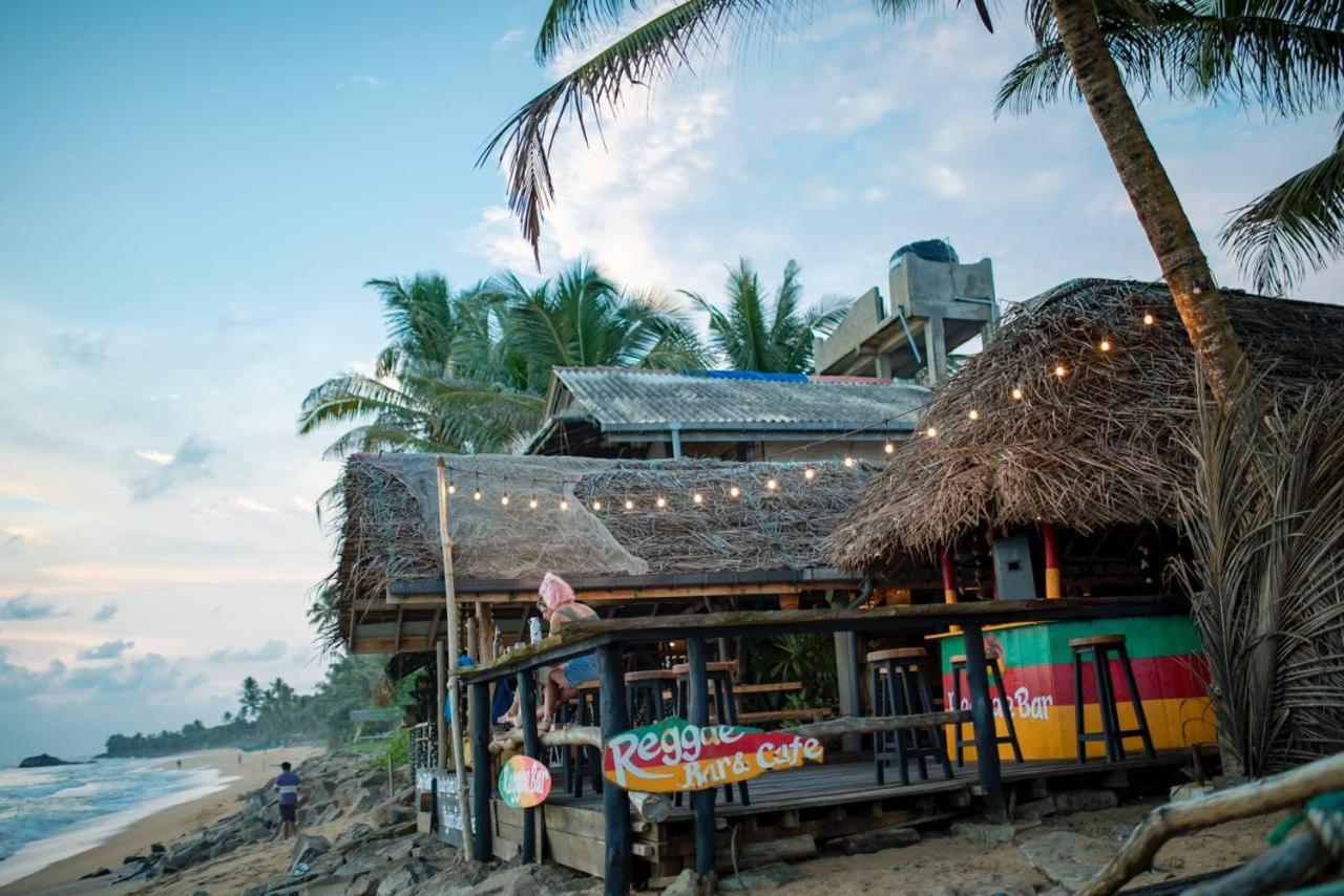 Backpack Beach Hostel & Reggae Bar Bussa Exterior foto
