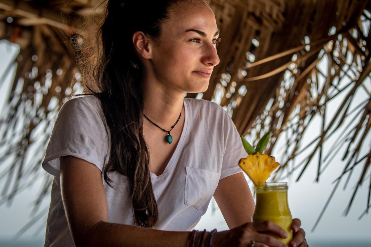 Backpack Beach Hostel & Reggae Bar Bussa Exterior foto