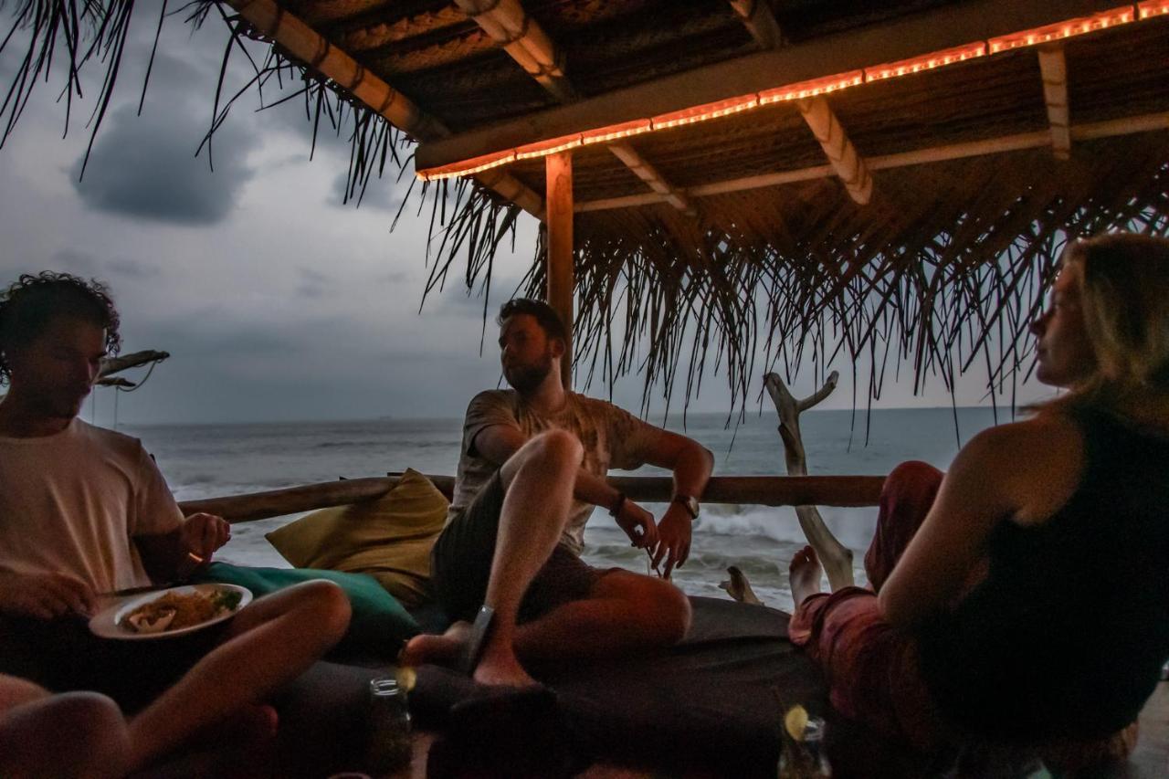 Backpack Beach Hostel & Reggae Bar Bussa Exterior foto