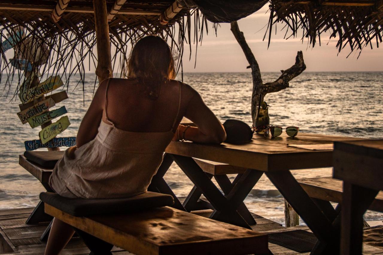Backpack Beach Hostel & Reggae Bar Bussa Exterior foto